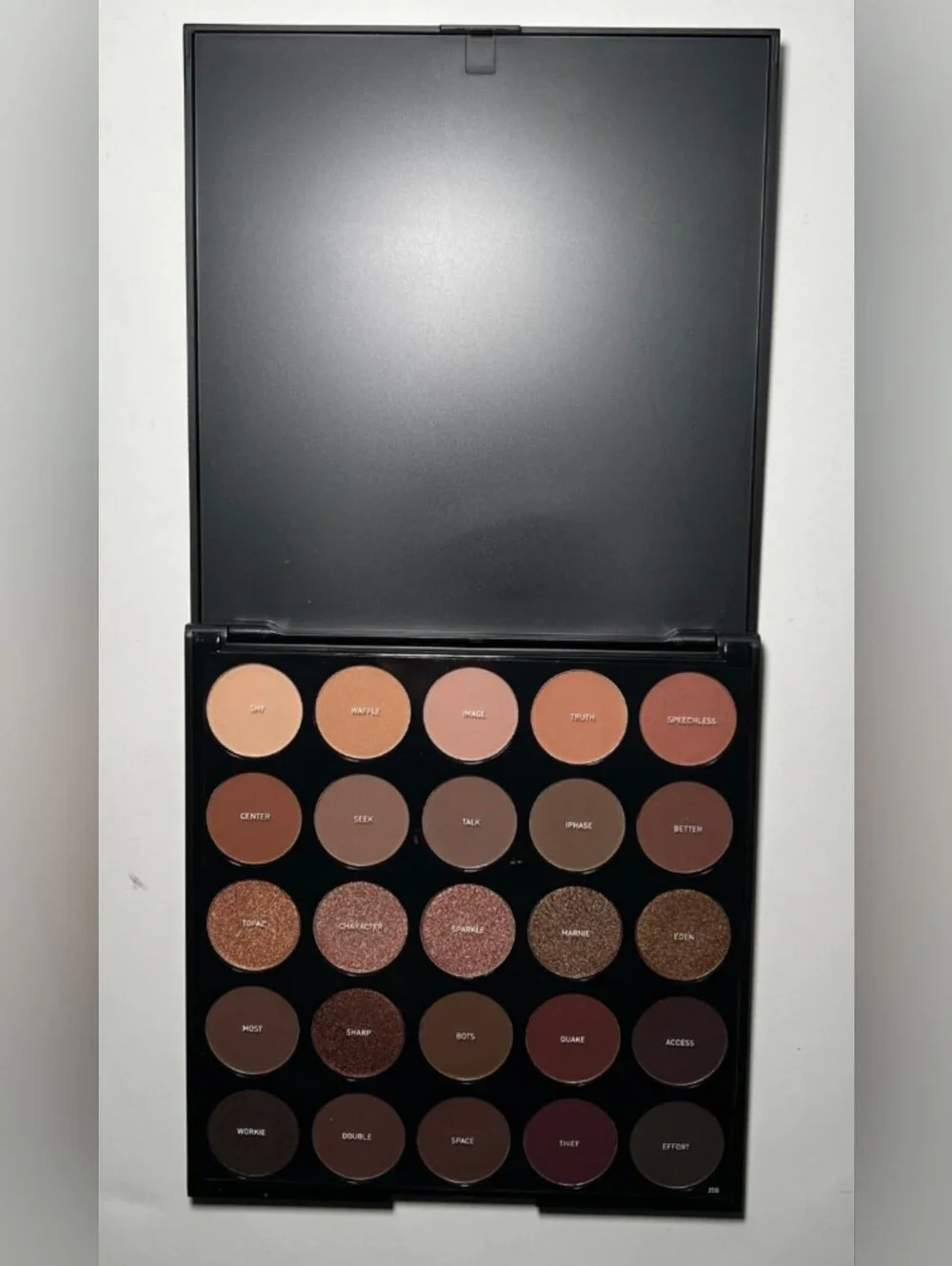 Morphe 25b bronzed